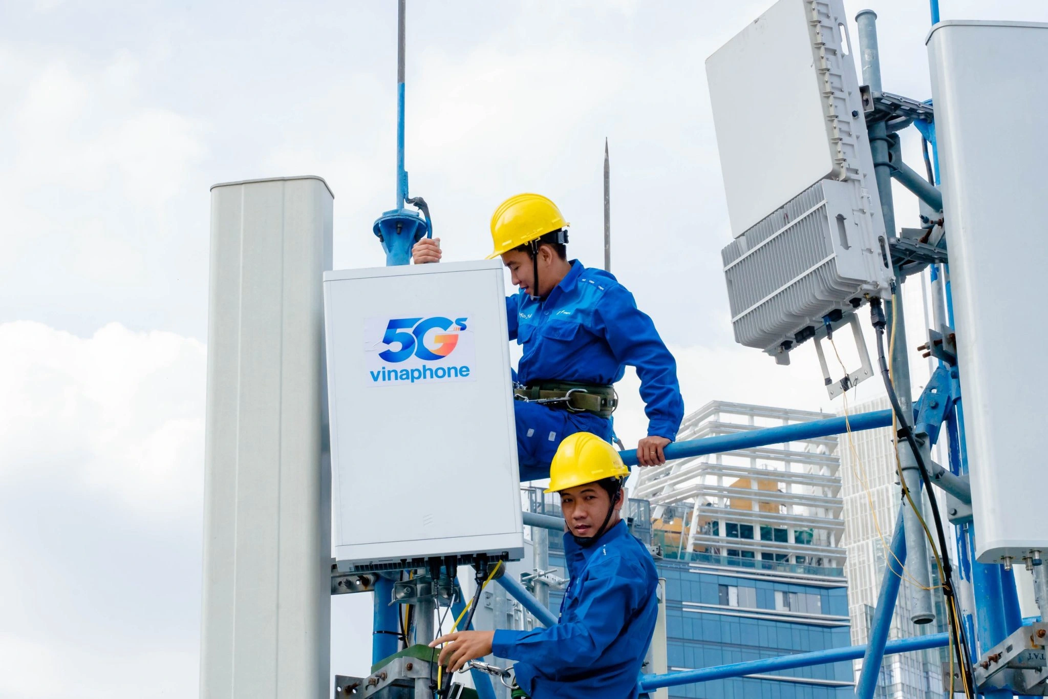 VNPT trúng đấu giá băng tần C2: Bước tiến mới trong triển khai mạng 5G tại Việt Nam vnpt vinaphone trung thau 5g
