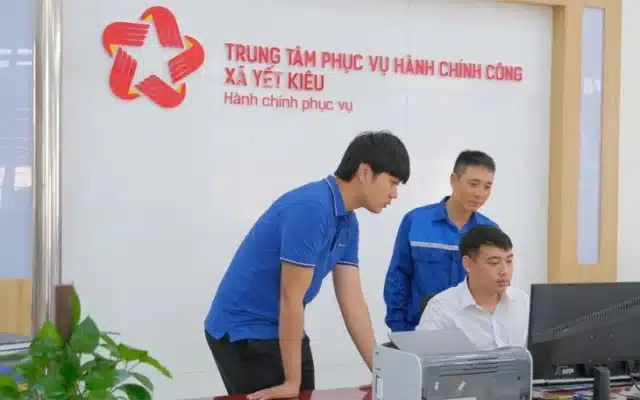 VNPT tiên phong làm chủ hạ tầng số, đồng hành cùng chính quyền hai cấp vnpt ho tro can bo xa yet kieu tp hai phong thuc hien cac nghiep vu tren cong dich vu cong quoc gia